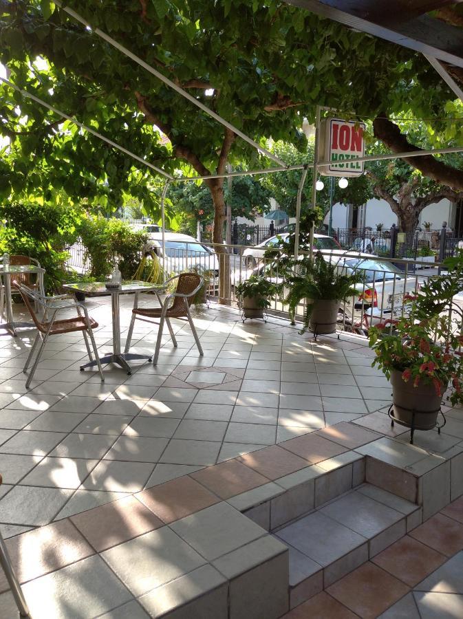 Hotel Ion Kamena Vourla Dış mekan fotoğraf