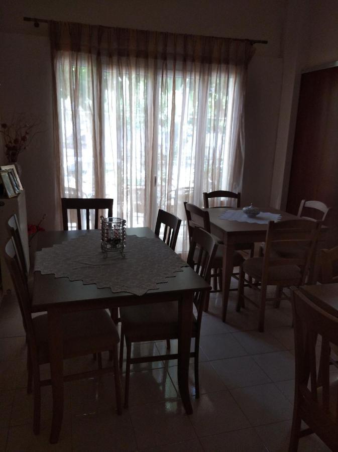Hotel Ion Kamena Vourla Dış mekan fotoğraf